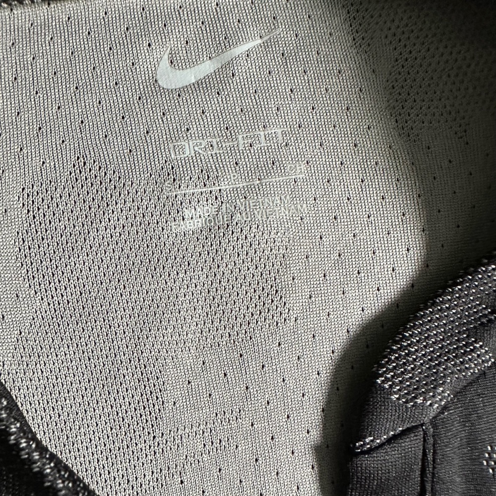 Nike Women’s Black Golf Tennis Shirt with Tonal Floral Pattern - size small - Picture 3 of 5